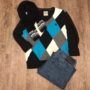 Men’s Black/Blue/White Diamond Sweater (S)